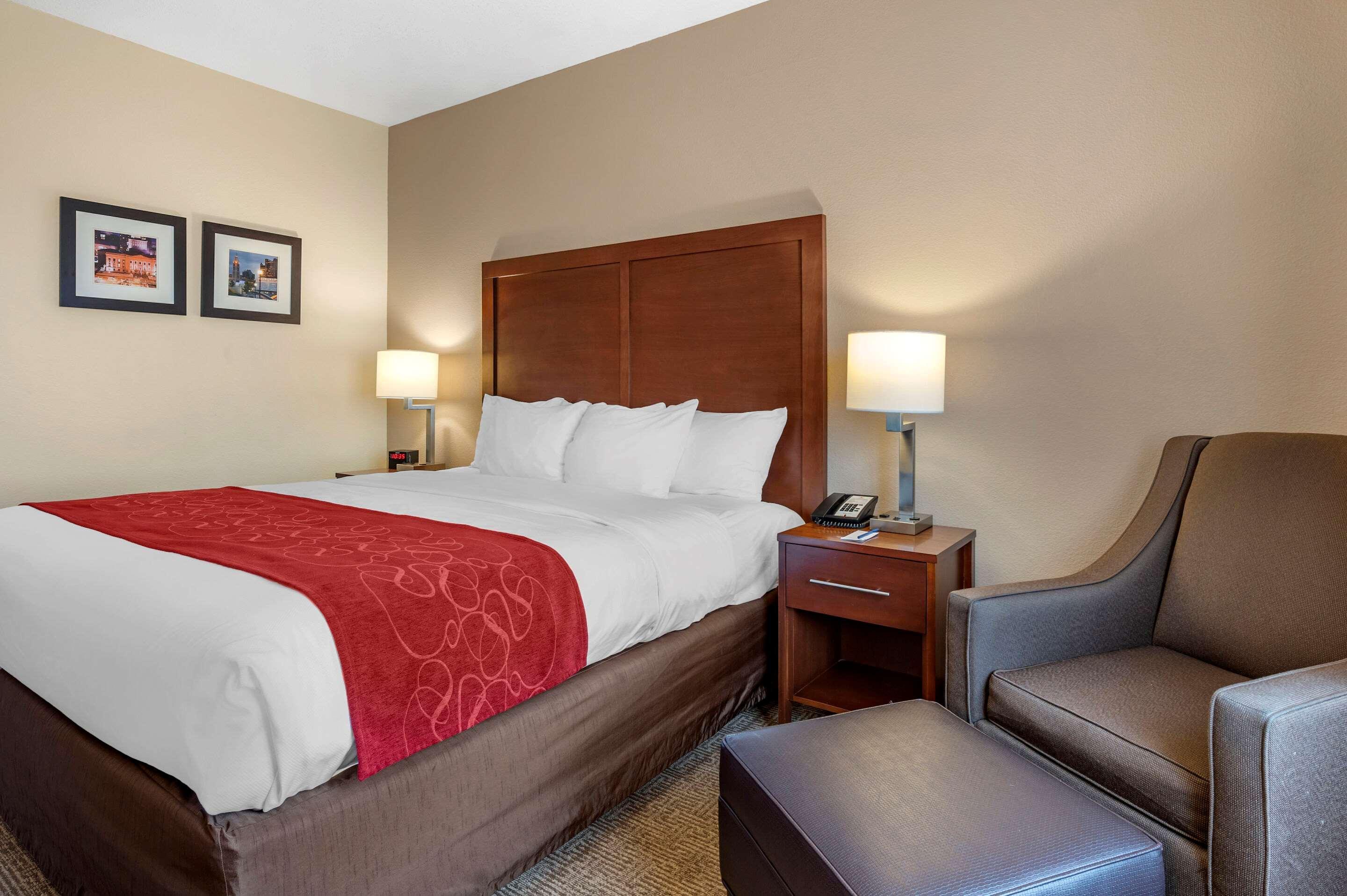 Comfort Suites Columbus West - Hilliard Buitenkant foto