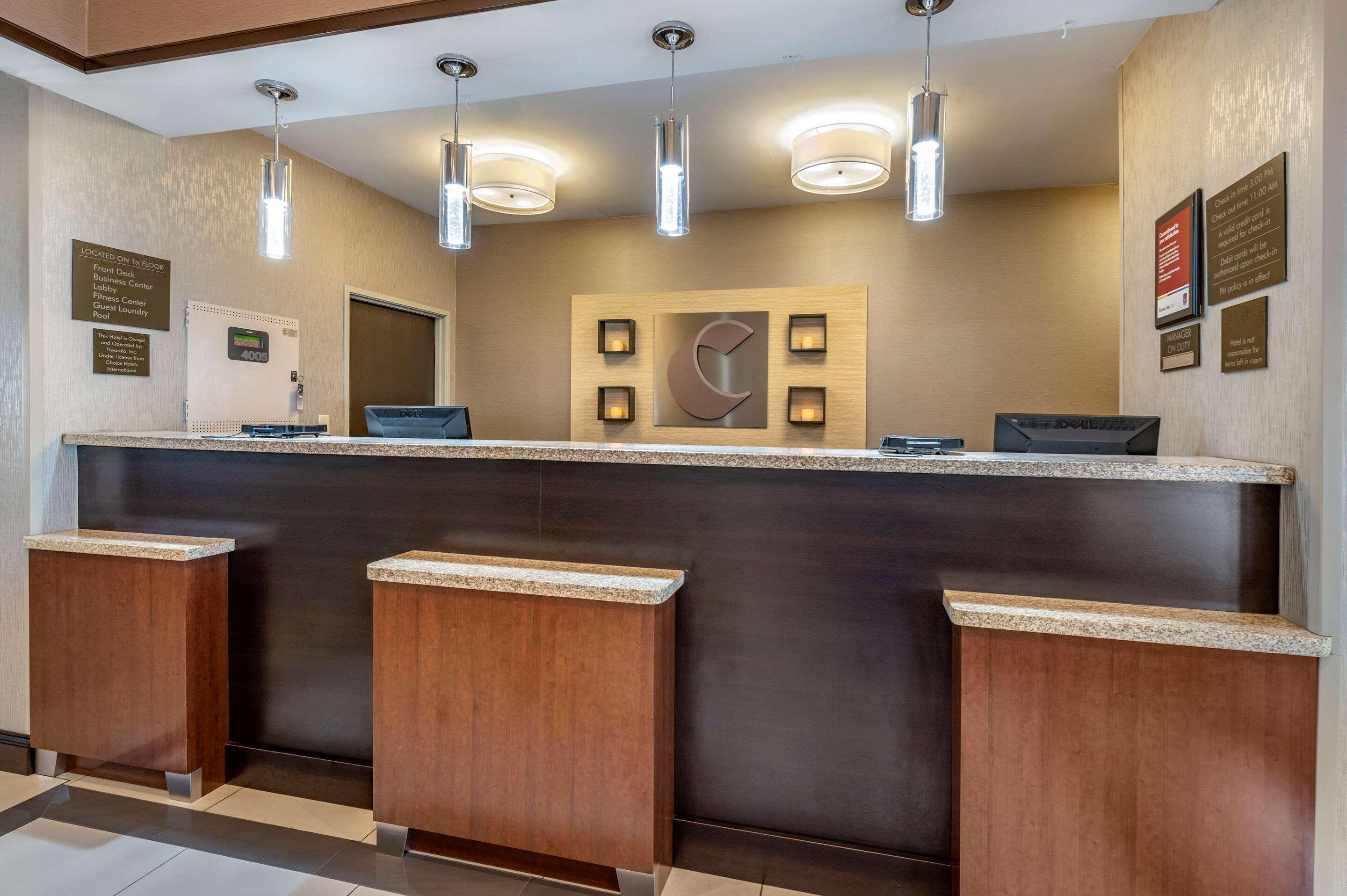 Comfort Suites Columbus West - Hilliard Buitenkant foto