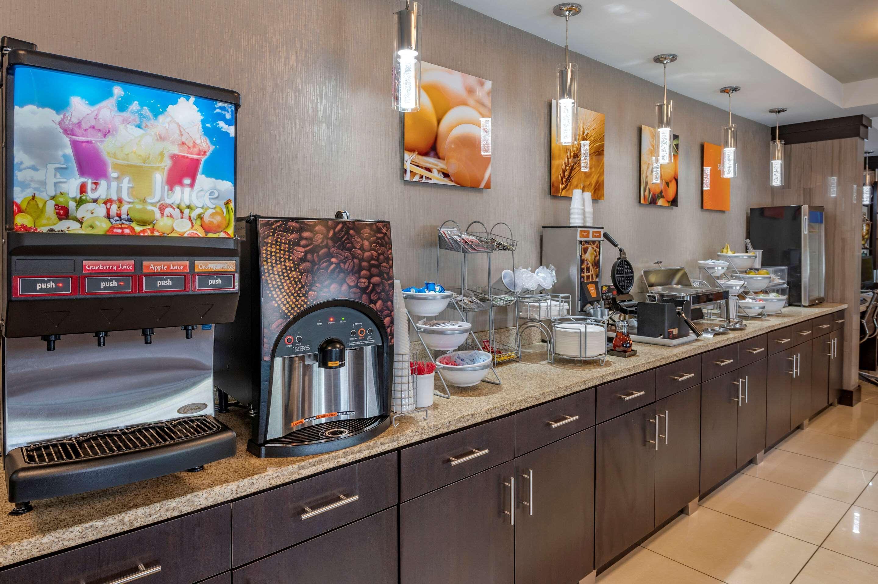 Comfort Suites Columbus West - Hilliard Buitenkant foto