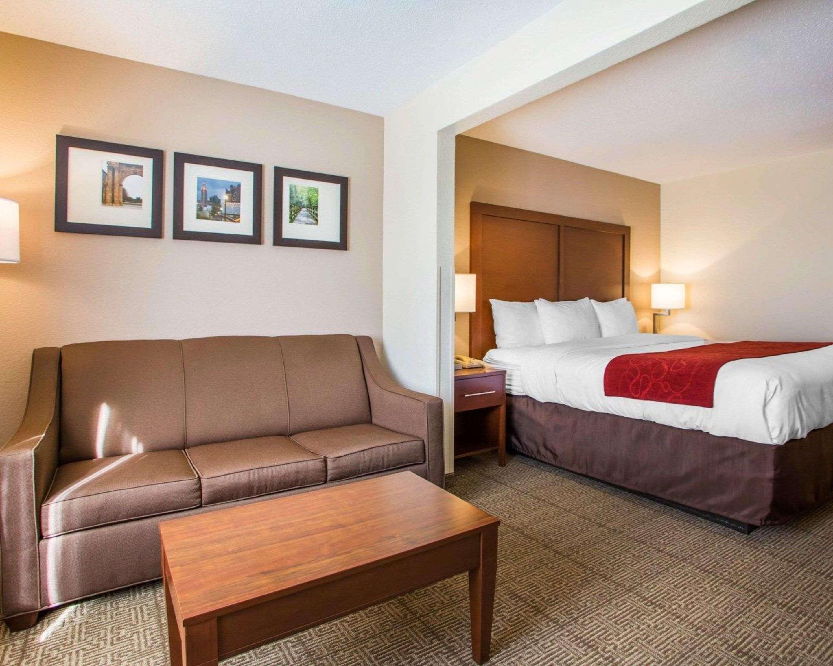 Comfort Suites Columbus West - Hilliard Buitenkant foto