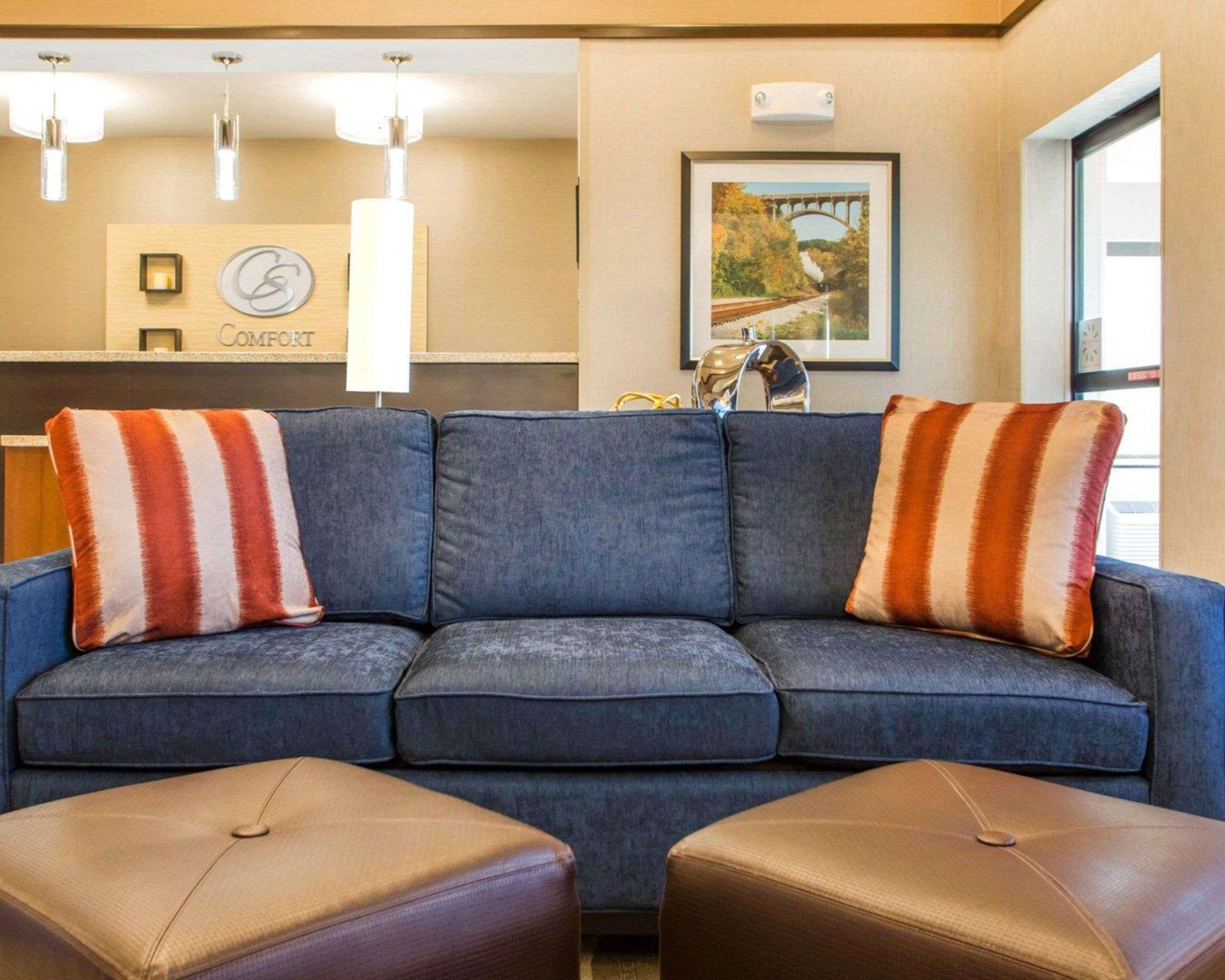 Comfort Suites Columbus West - Hilliard Buitenkant foto