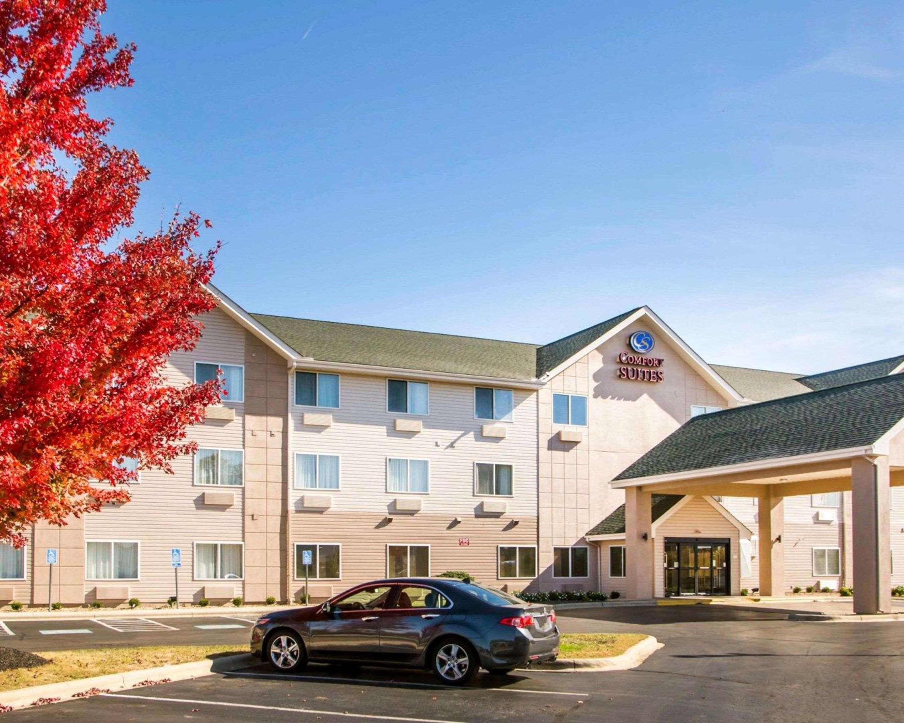 Comfort Suites Columbus West - Hilliard Buitenkant foto