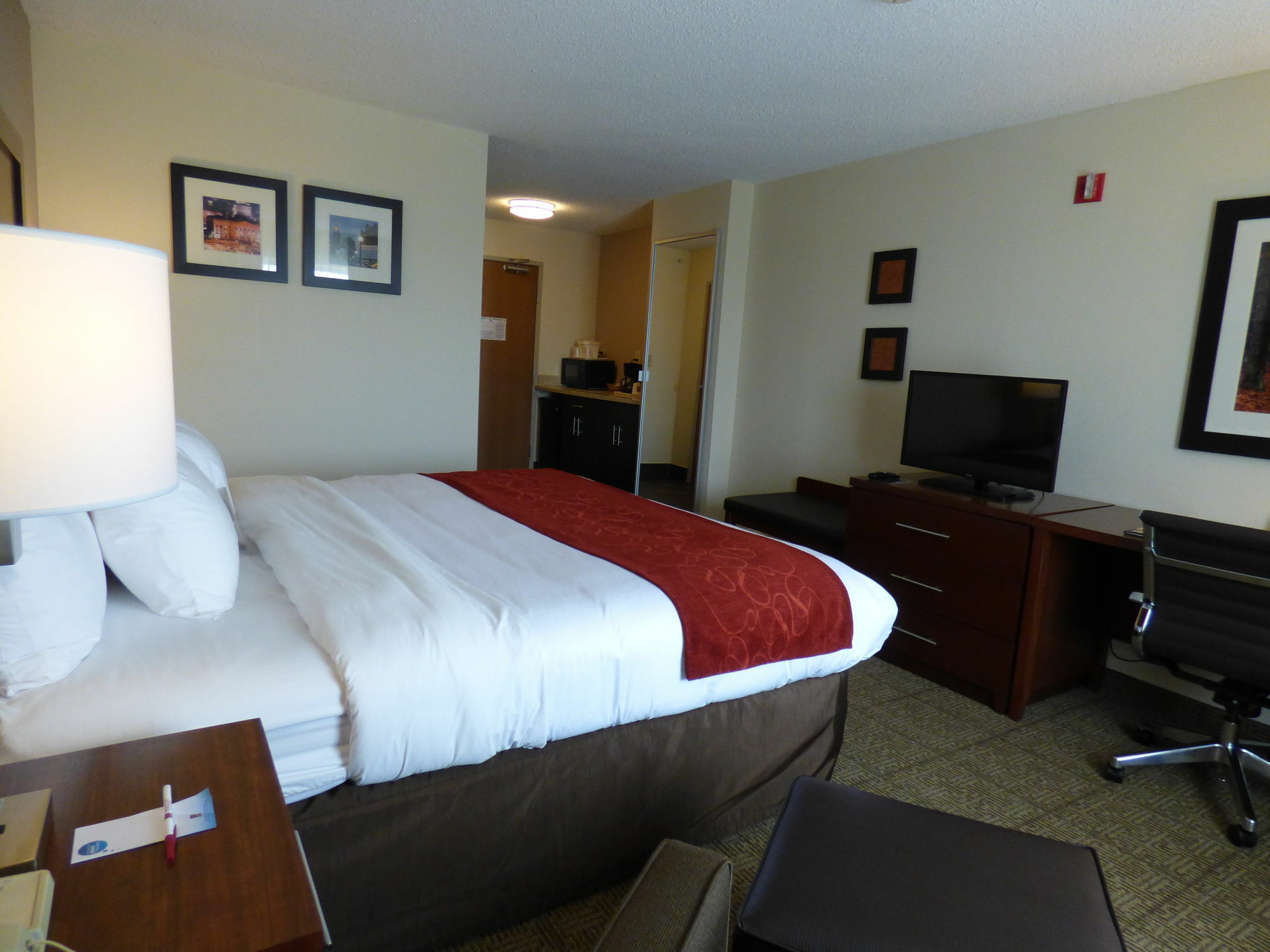Comfort Suites Columbus West - Hilliard Buitenkant foto