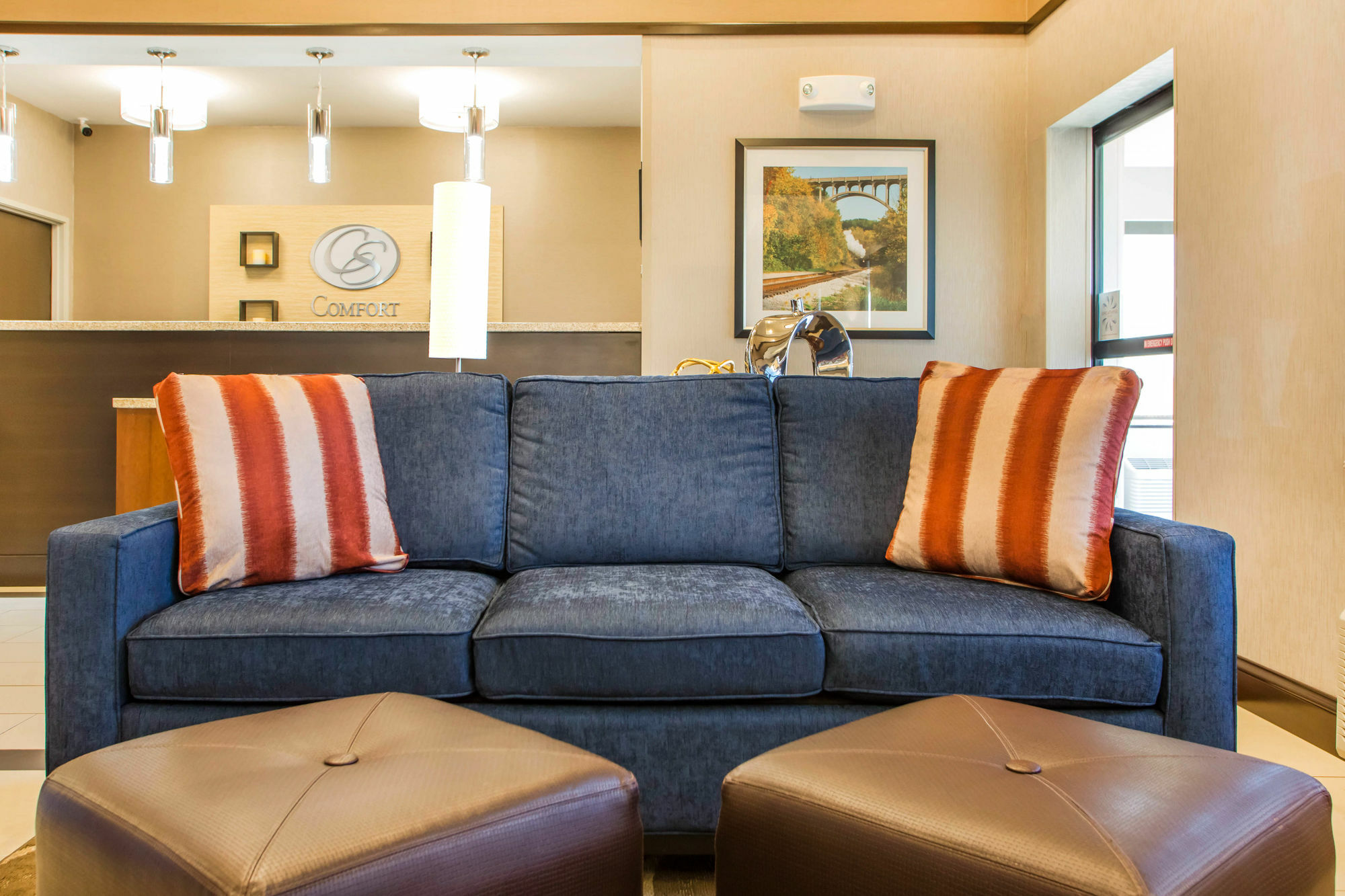 Comfort Suites Columbus West - Hilliard Buitenkant foto